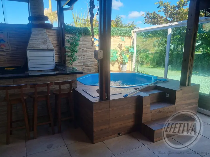 Foto 5 de Casa com 2 quartos à venda, 53m2 em Matinhos - PR