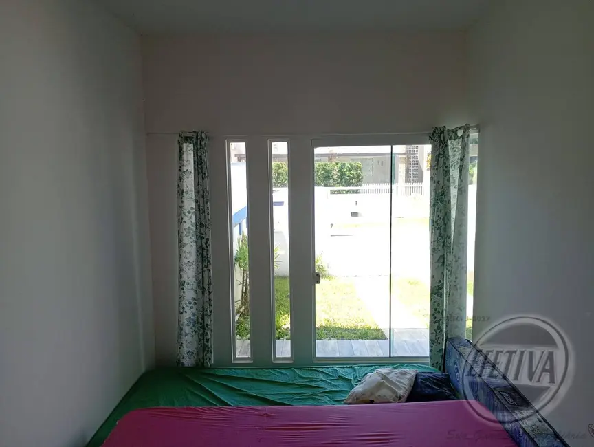Foto 9 de Casa com 2 quartos à venda, 58m2 em Matinhos - PR