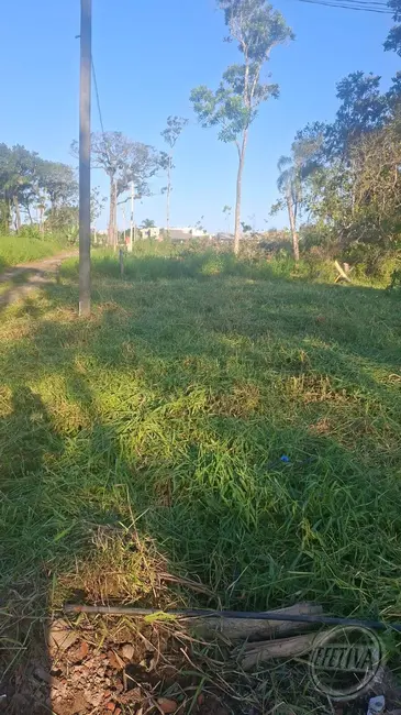 Foto 1 de Terreno / Lote à venda, 442m2 em Matinhos - PR