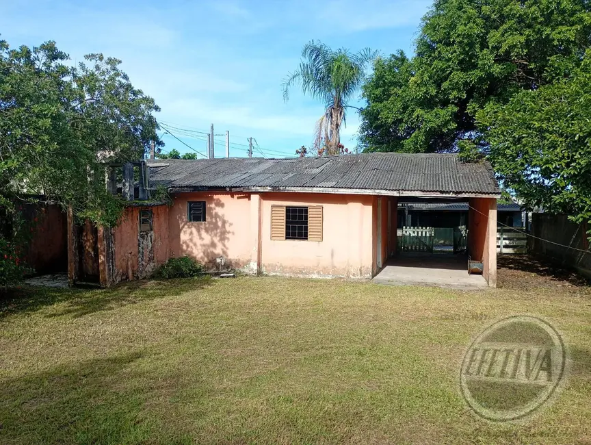 Casa com 3 quartos à venda, 90m2 em Matinhos - PR - imagem 4 Foto 4 de Casa com 3 quartos à venda, 90m2 em Matinhos - PR