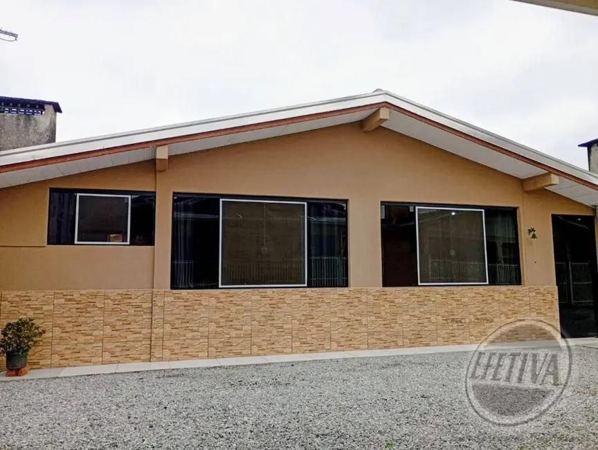 Foto 1 de Casa com 4 quartos à venda, 130m2 em Matinhos - PR