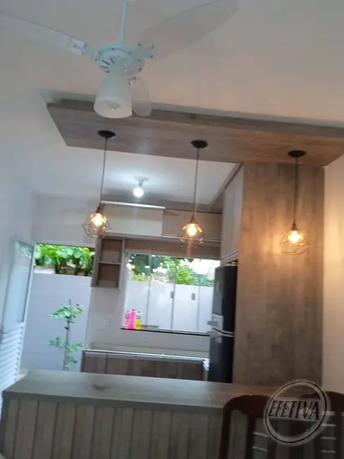 Casa com 2 quartos à venda, 58m2 em Matinhos - PR - imagem 5 Foto 5 de Casa com 2 quartos à venda, 58m2 em Matinhos - PR