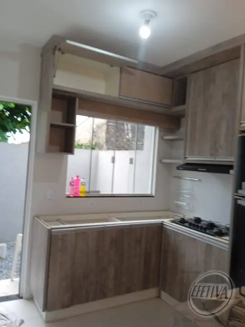 Casa com 2 quartos à venda, 58m2 em Matinhos - PR - imagem 8 Foto 8 de Casa com 2 quartos à venda, 58m2 em Matinhos - PR
