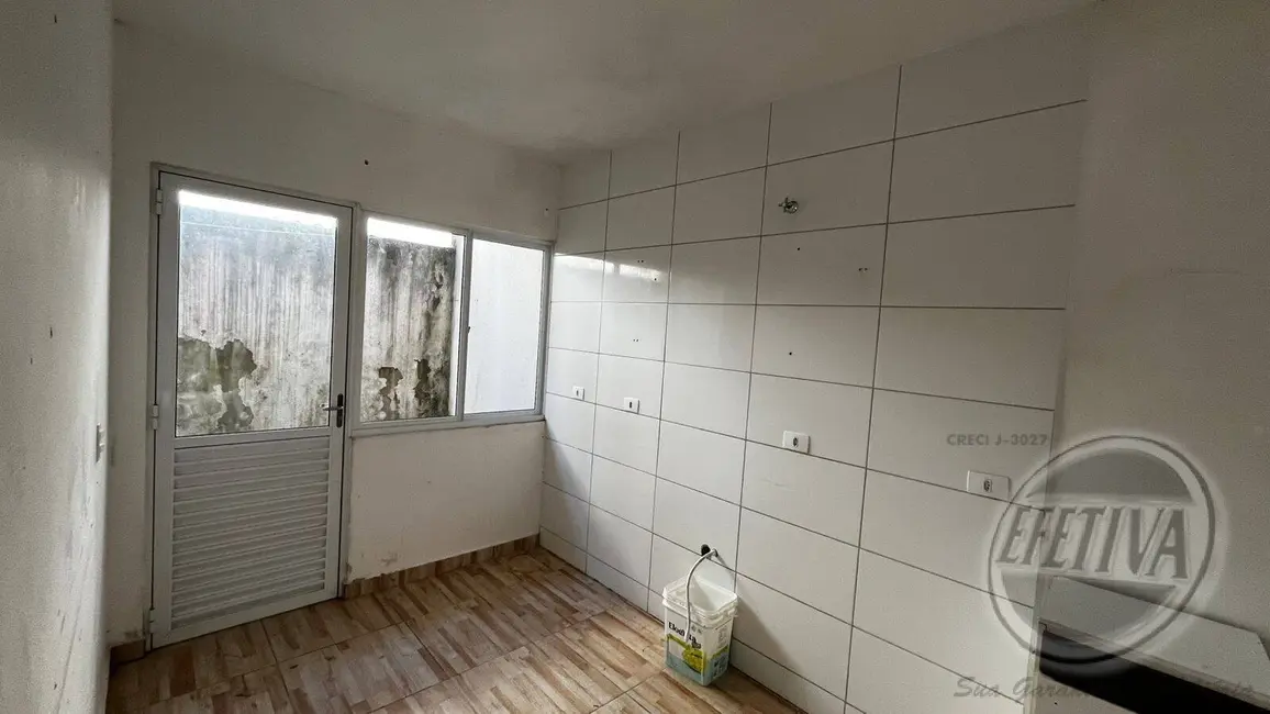 Foto 6 de Casa com 2 quartos à venda, 42m2 em Matinhos - PR