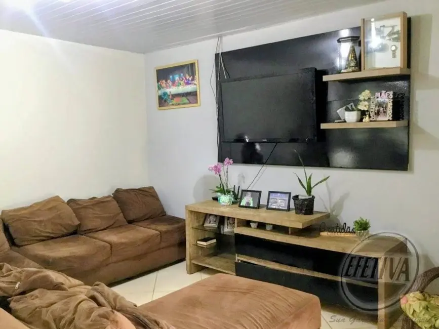 Casa com 6 quartos à venda, 145m2 em Guaratuba - PR - imagem 9 Foto 9 de Casa com 6 quartos à venda, 145m2 em Guaratuba - PR