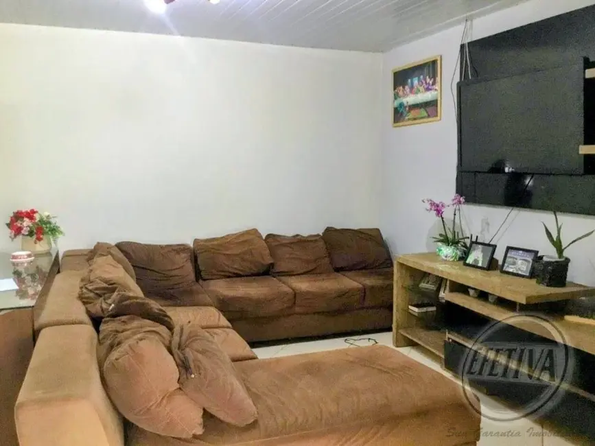 Casa com 6 quartos à venda, 145m2 em Guaratuba - PR - imagem 8 Foto 8 de Casa com 6 quartos à venda, 145m2 em Guaratuba - PR