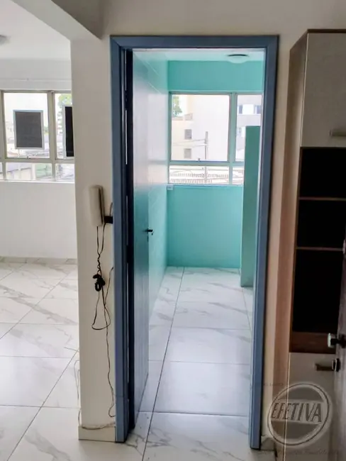 Apartamento com 1 quarto à venda, 45m2 em Centro, Curitiba - PR - imagem 4 Foto 4 de Apartamento com 1 quarto à venda, 45m2 em Centro, Curitiba - PR