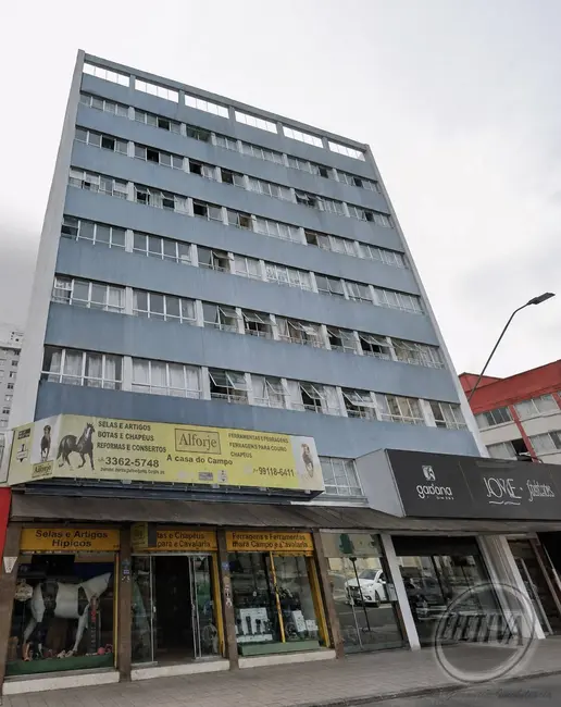 Apartamento com 1 quarto à venda, 45m2 em Centro, Curitiba - PR - imagem 1 Foto 1 de Apartamento com 1 quarto à venda, 45m2 em Centro, Curitiba - PR