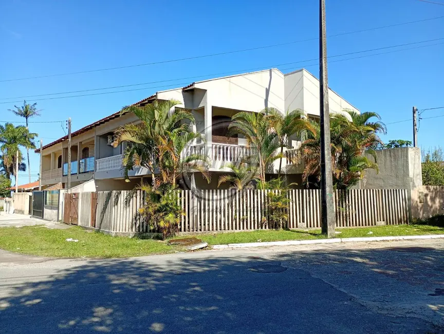 Foto 2 de Casa com 4 quartos à venda, 209m2 em Centro, Matinhos - PR