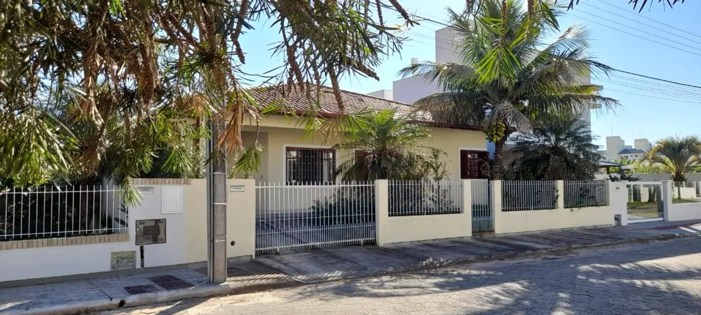 Foto 1 de Casa com 3 quartos à venda, 167m2 em Jurerê, Florianopolis - SC