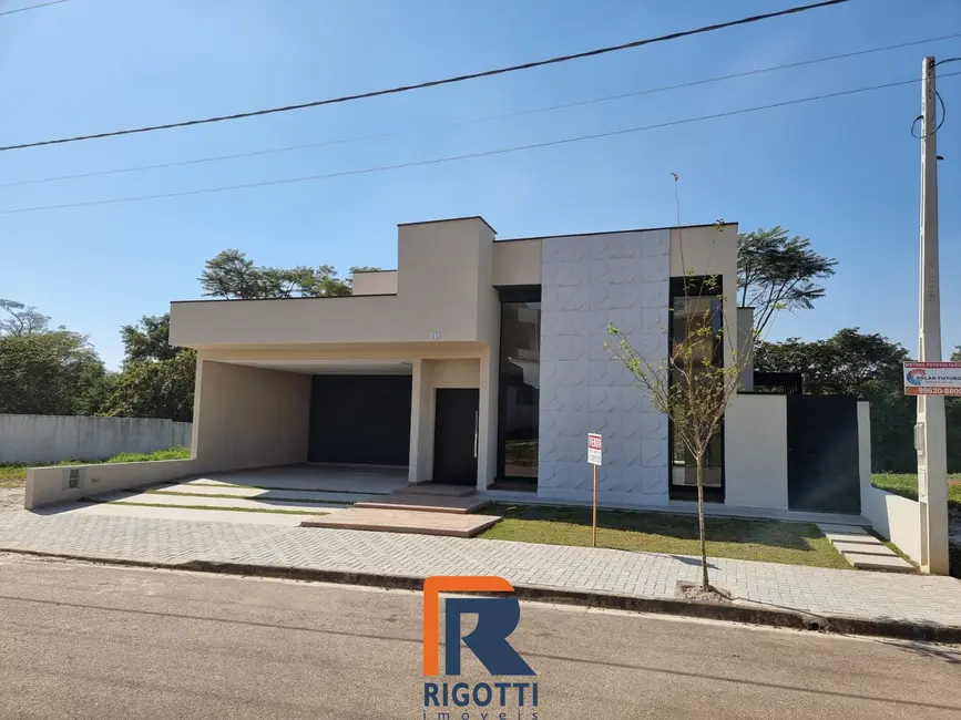 Foto 1 de Casa de Condomínio com 3 quartos à venda, 159m2 em Cacapava - SP