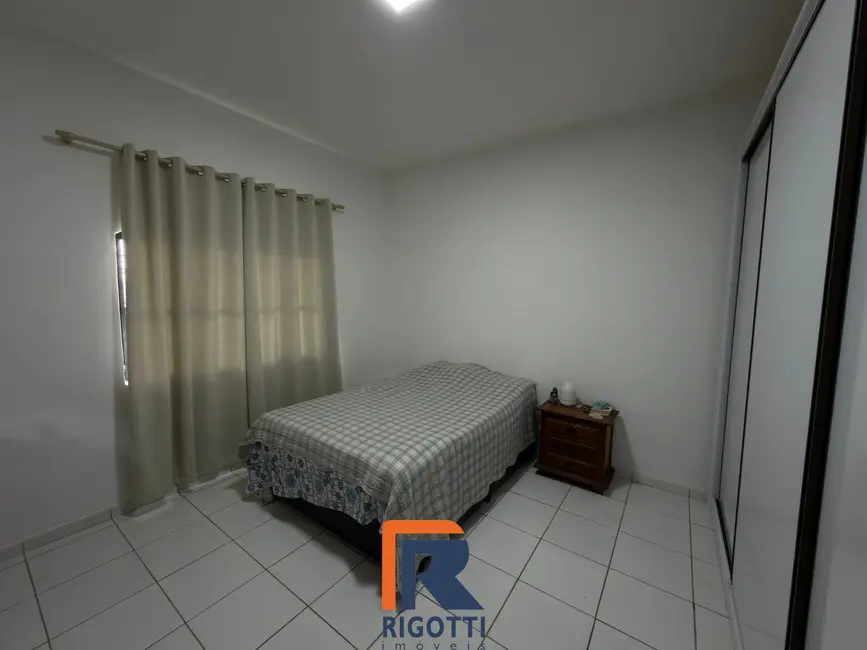 Foto 5 de Casa com 3 quartos para alugar, 128m2 em Lavras - MG