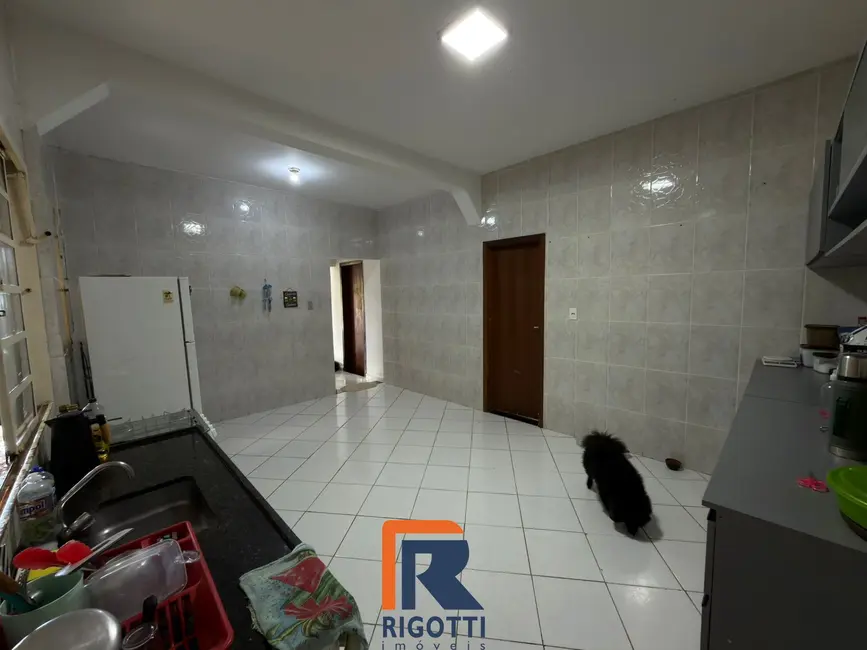 Foto 8 de Casa com 3 quartos para alugar, 128m2 em Lavras - MG
