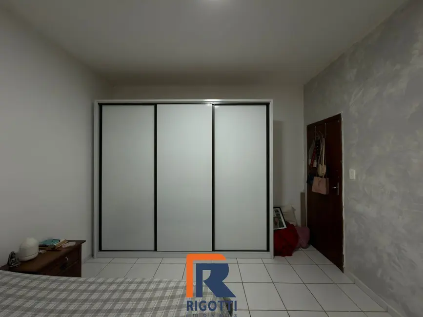 Foto 6 de Casa com 3 quartos para alugar, 128m2 em Lavras - MG