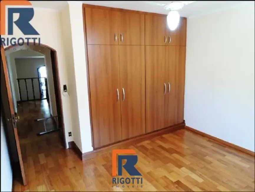 Casa com 4 quartos à venda, 340m2 em Sao Jose Dos Campos - SP - imagem 2 Foto 2 de Casa com 4 quartos à venda, 340m2 em Sao Jose Dos Campos - SP