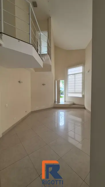 Casa de Condomínio com 3 quartos para alugar, 288m2 em Sao Jose Dos Campos - SP - imagem 2 Foto 2 de Casa de Condomínio com 3 quartos para alugar, 288m2 em Sao Jose Dos Campos - SP