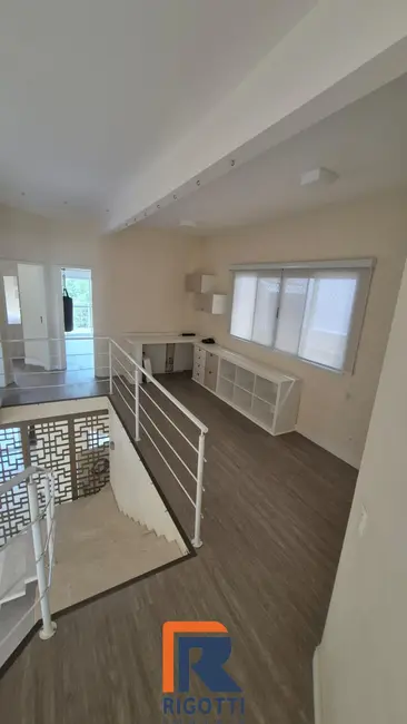 Casa de Condomínio com 3 quartos para alugar, 288m2 em Sao Jose Dos Campos - SP - imagem 5 Foto 5 de Casa de Condomínio com 3 quartos para alugar, 288m2 em Sao Jose Dos Campos - SP