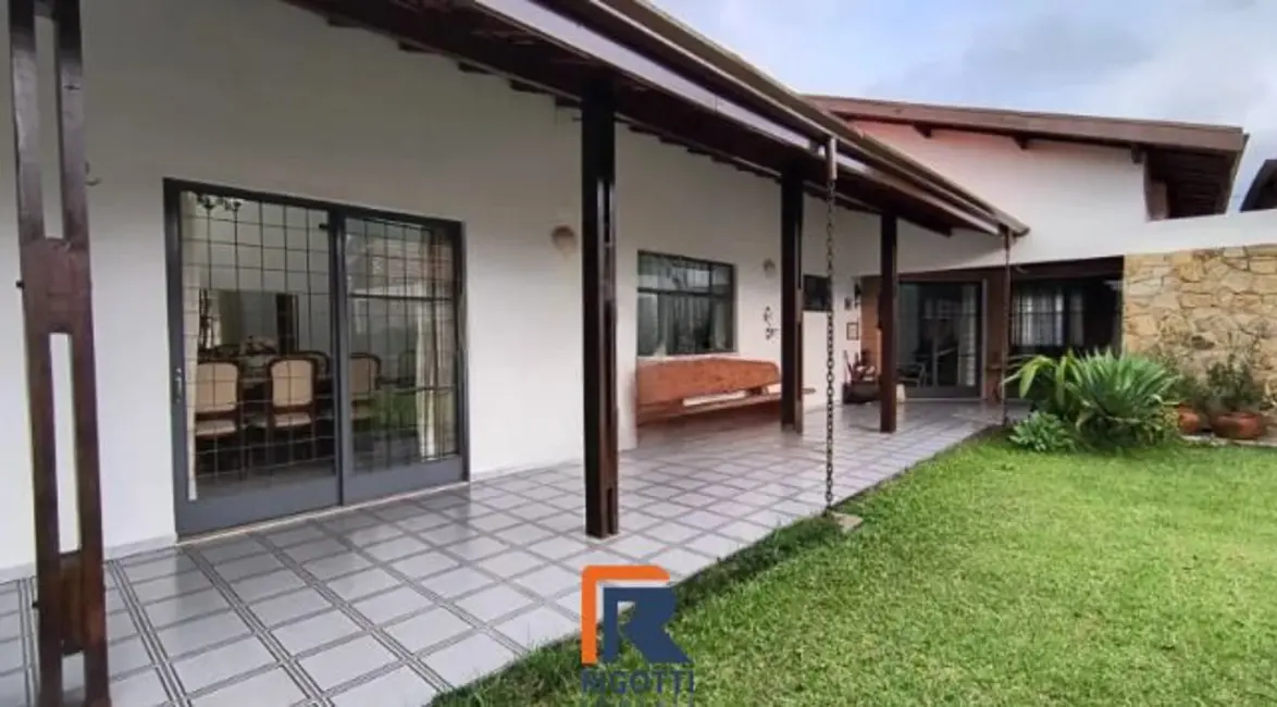 Foto 1 de Casa com 4 quartos à venda, 355m2 em Sao Jose Dos Campos - SP