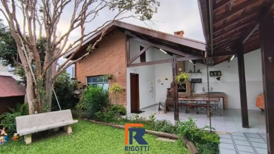 Foto 4 de Casa com 4 quartos à venda, 355m2 em Sao Jose Dos Campos - SP