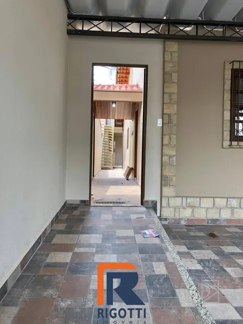 Foto 2 de Casa com 4 quartos à venda, 240m2 em Sao Jose Dos Campos - SP