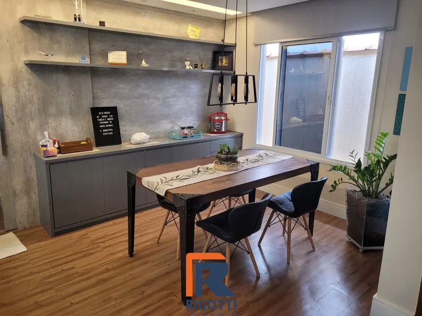 Foto 4 de Casa com 3 quartos à venda, 130m2 em Sao Jose Dos Campos - SP