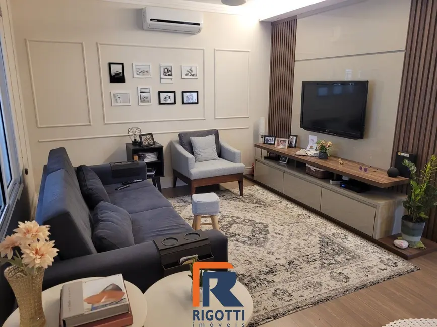 Foto 2 de Casa com 3 quartos à venda, 130m2 em Sao Jose Dos Campos - SP