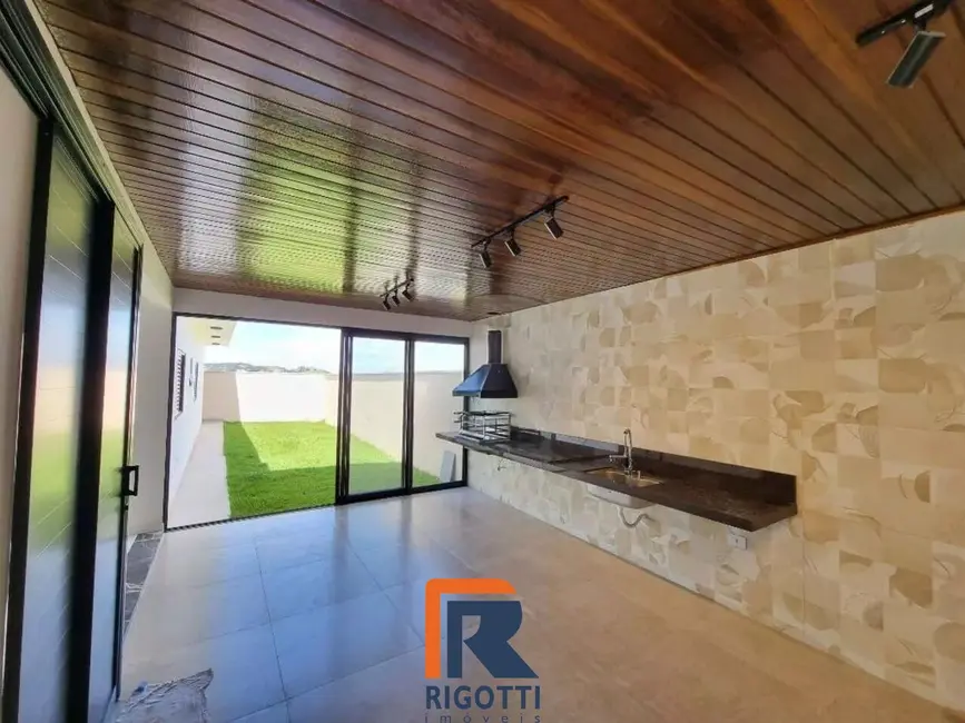 Casa de Condomínio com 4 quartos à venda, 240m2 em Sao Jose Dos Campos - SP - imagem 1 Foto 1 de Casa de Condomínio com 4 quartos à venda, 240m2 em Sao Jose Dos Campos - SP