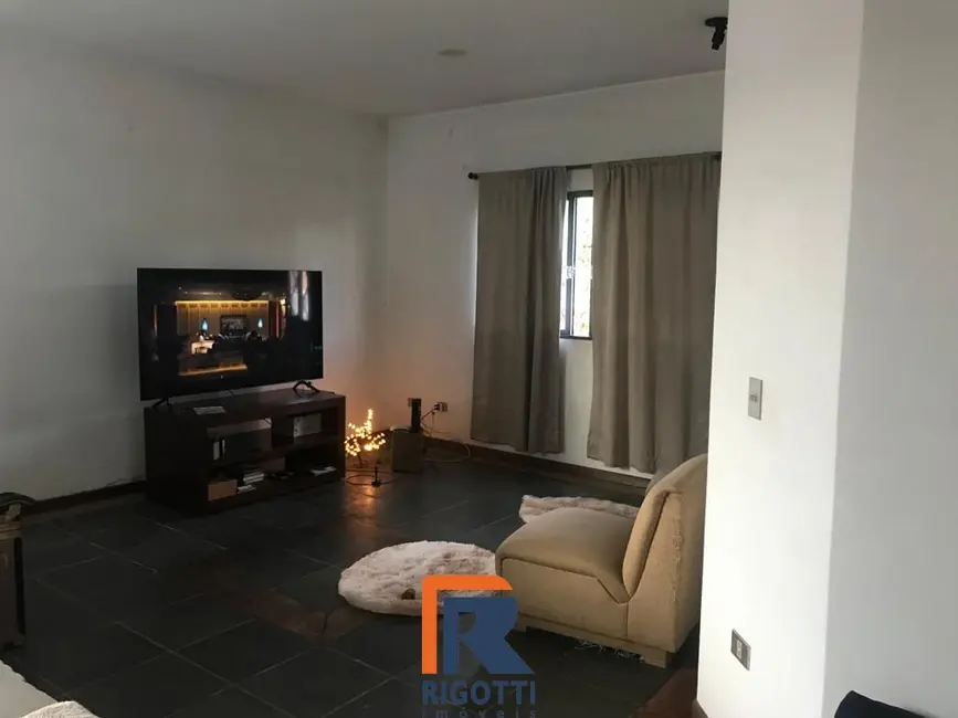 Casa com 4 quartos à venda, 360m2 em Sao Jose Dos Campos - SP - imagem 6 Foto 6 de Casa com 4 quartos à venda, 360m2 em Sao Jose Dos Campos - SP