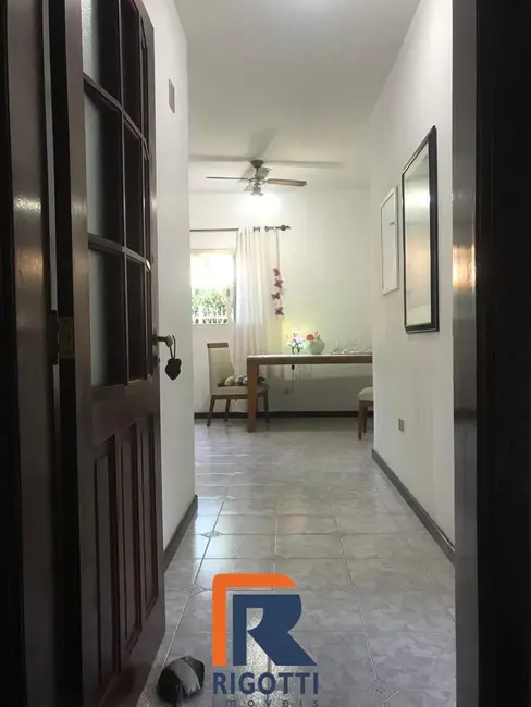 Casa com 4 quartos à venda, 360m2 em Sao Jose Dos Campos - SP - imagem 2 Foto 2 de Casa com 4 quartos à venda, 360m2 em Sao Jose Dos Campos - SP