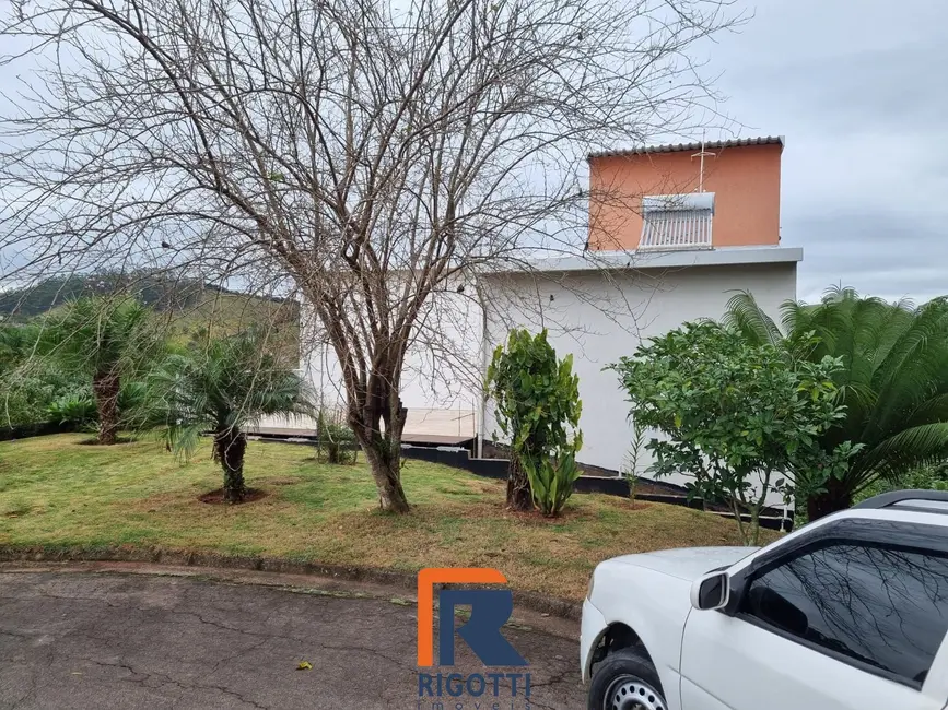 Foto 1 de Casa de Condomínio com 2 quartos para alugar, 250m2 em Jambeiro - SP