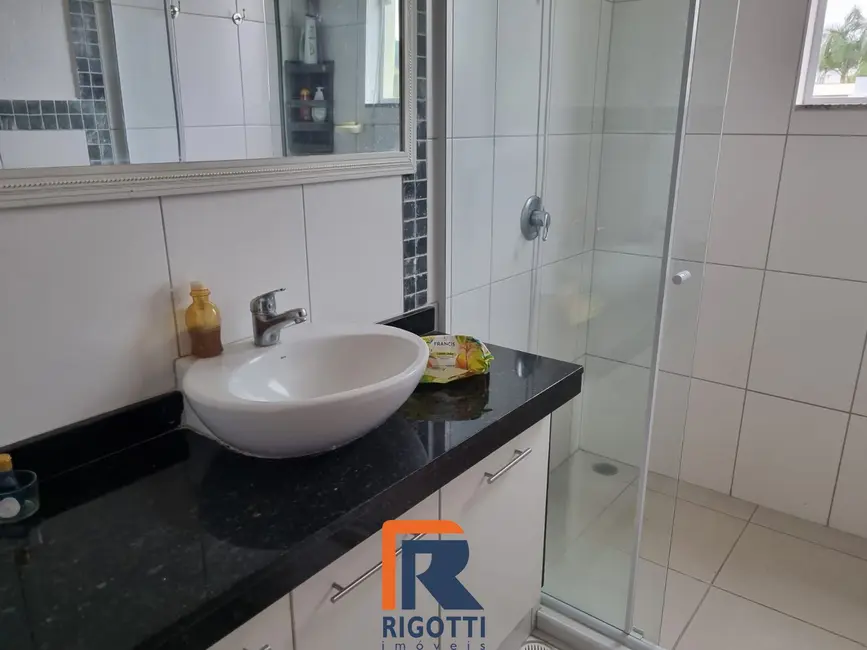 Foto 6 de Casa de Condomínio com 2 quartos para alugar, 250m2 em Jambeiro - SP
