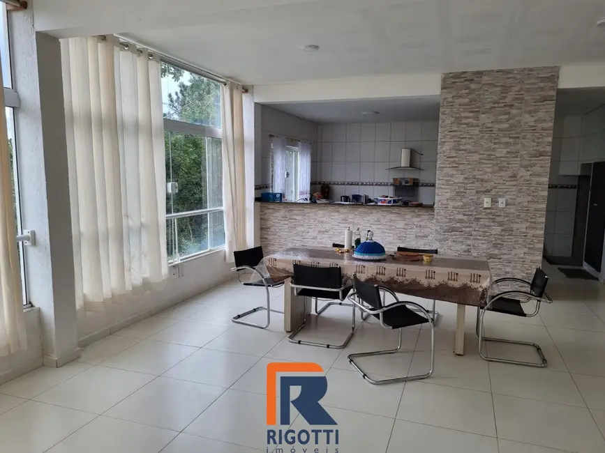 Foto 4 de Casa de Condomínio com 2 quartos para alugar, 250m2 em Jambeiro - SP