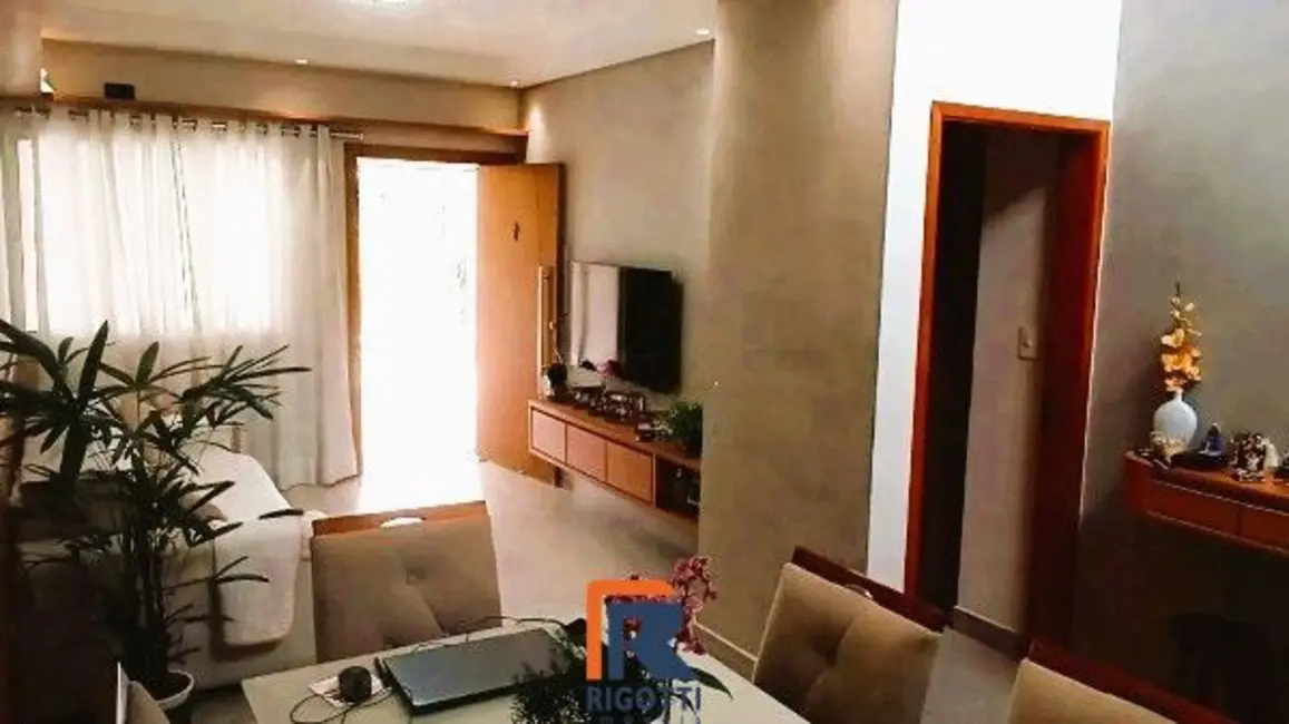 Foto 3 de Casa de Condomínio com 3 quartos à venda, 120m2 em Jardim Jacinto, Jacarei - SP