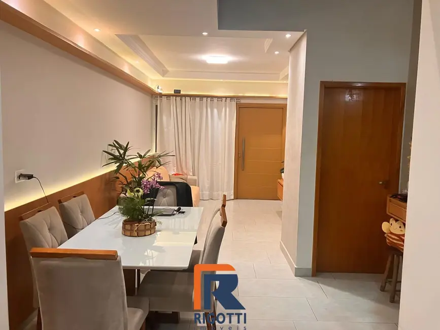 Foto 4 de Casa de Condomínio com 3 quartos à venda, 120m2 em Jardim Jacinto, Jacarei - SP