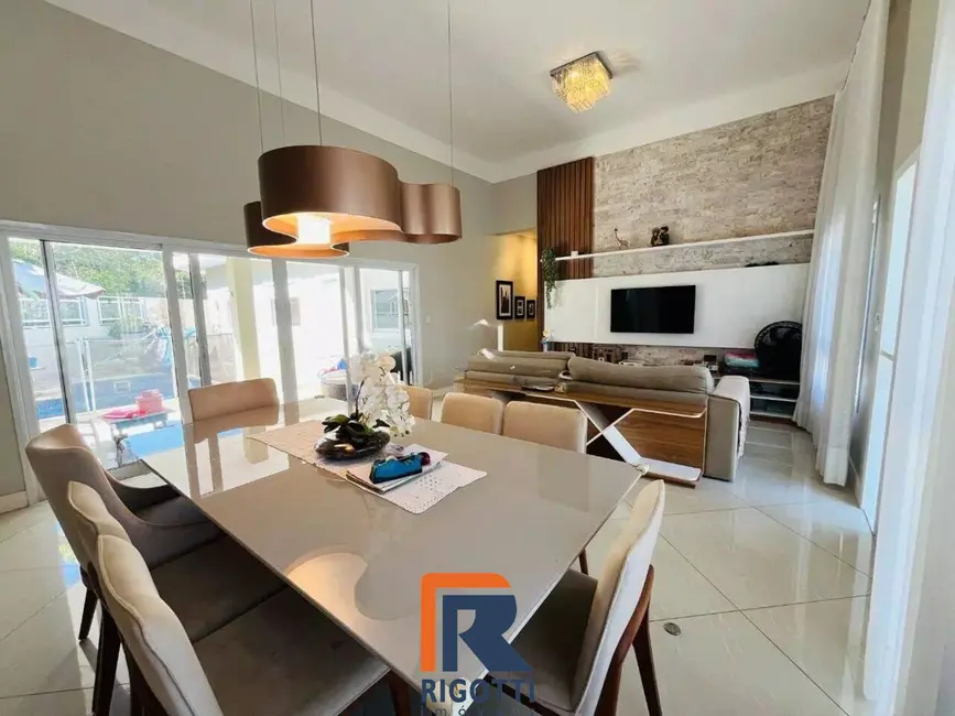 Foto 2 de Casa de Condomínio com 4 quartos à venda, 320m2 em Sao Jose Dos Campos - SP