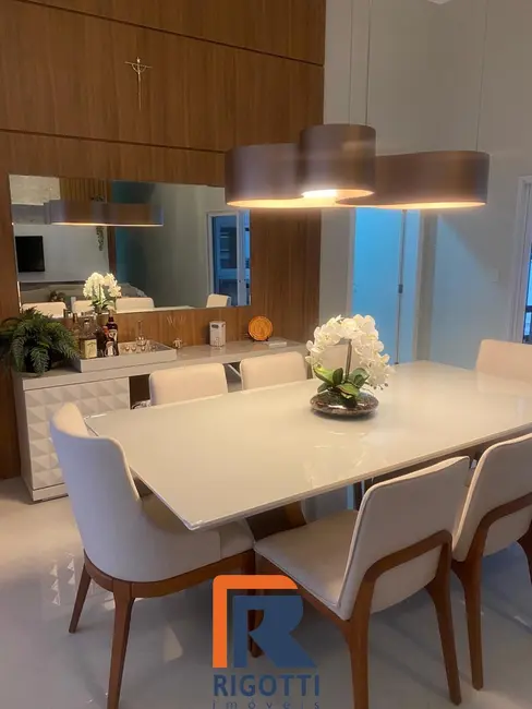 Foto 4 de Casa de Condomínio com 4 quartos à venda, 320m2 em Sao Jose Dos Campos - SP