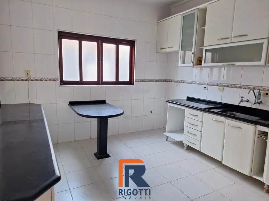 Casa de Condomínio com 3 quartos à venda, 256m2 em Sao Jose Dos Campos - SP - imagem 6 Foto 6 de Casa de Condomínio com 3 quartos à venda, 256m2 em Sao Jose Dos Campos - SP