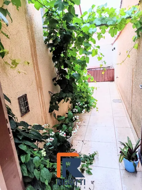 Foto 5 de Casa com 4 quartos à venda, 190m2 em Indaiá, Caraguatatuba - SP