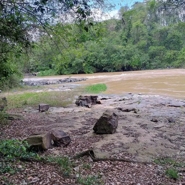 Foto 1 de Chácara com 3 quartos à venda, 100m2 em Jumirim - SP