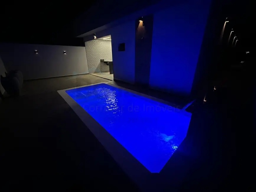 Foto 2 de Casa com 3 quartos à venda, 190m2 em Cerquilho - SP