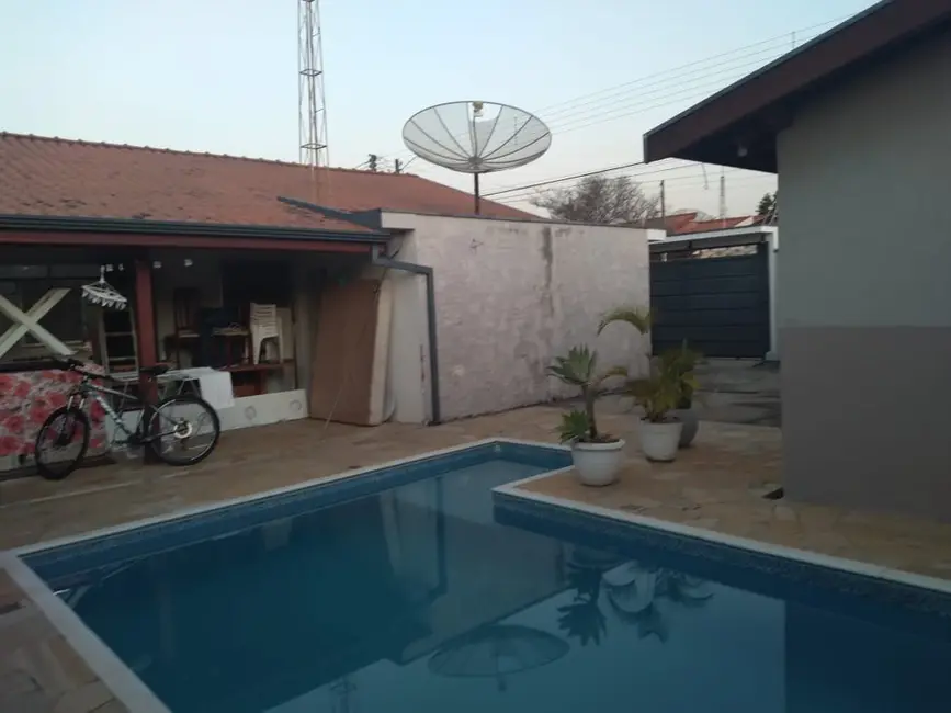 Foto 9 de Casa com 3 quartos à venda, 238m2 em Centro, Cerquilho - SP