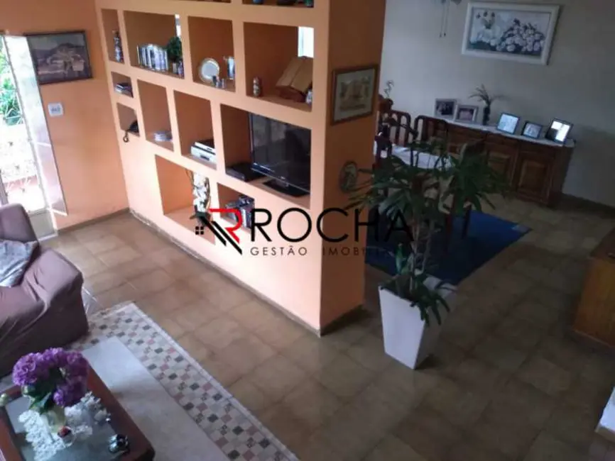 Foto 3 de Casa com 5 quartos à venda, 303m2 em Rio De Janeiro - RJ