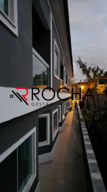 Foto 2 de Casa de Condomínio com 3 quartos para alugar, 120m2 em Rio De Janeiro - RJ