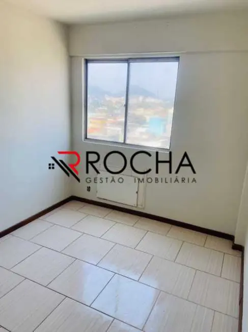 Foto 4 de Apartamento com 2 quartos à venda em Rio De Janeiro - RJ