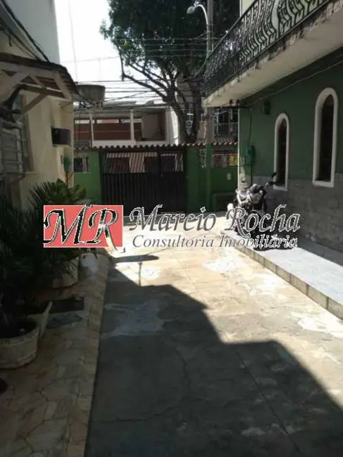 Foto 2 de Casa de Vila com 2 quartos à venda, 105m2 em Rio De Janeiro - RJ