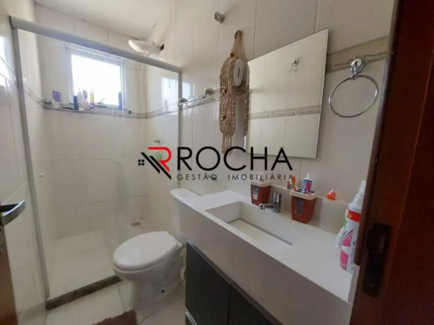 Foto 3 de Casa de Vila com 2 quartos à venda, 68m2 em Rio De Janeiro - RJ