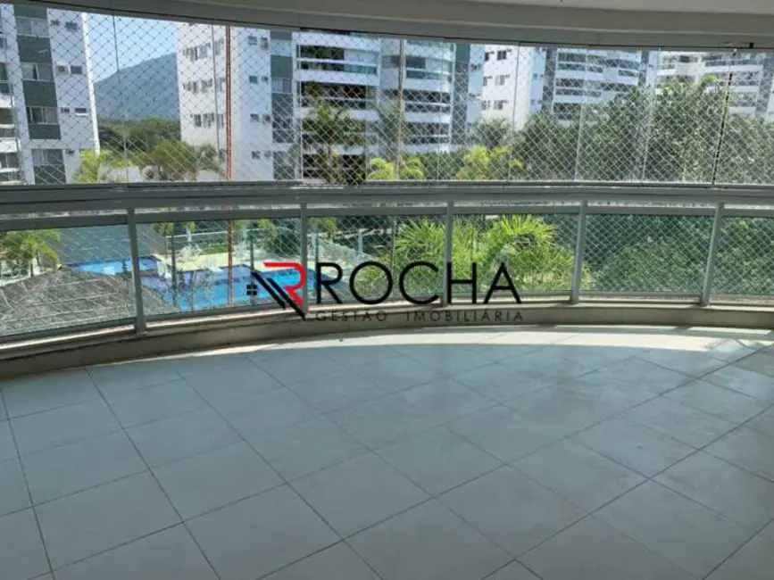 Foto 5 de Apartamento com 3 quartos à venda em Rio De Janeiro - RJ