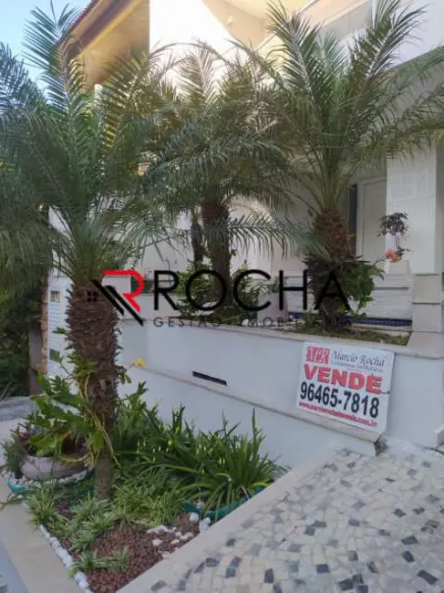 Casa de Condomínio com 4 quartos à venda, 280m2 em Rio De Janeiro - RJ - imagem 3 Foto 3 de Casa de Condomínio com 4 quartos à venda, 280m2 em Rio De Janeiro - RJ