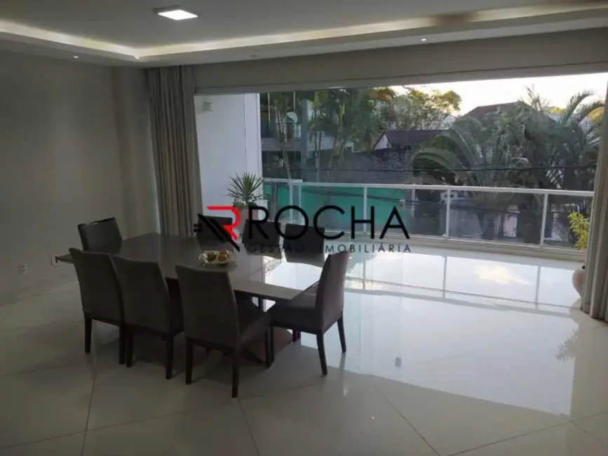 Casa de Condomínio com 4 quartos à venda, 280m2 em Rio De Janeiro - RJ - imagem 9 Foto 9 de Casa de Condomínio com 4 quartos à venda, 280m2 em Rio De Janeiro - RJ