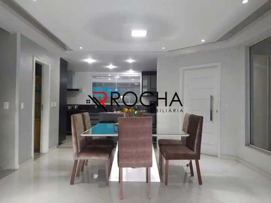 Casa de Condomínio com 4 quartos à venda, 280m2 em Rio De Janeiro - RJ - imagem 5 Foto 5 de Casa de Condomínio com 4 quartos à venda, 280m2 em Rio De Janeiro - RJ